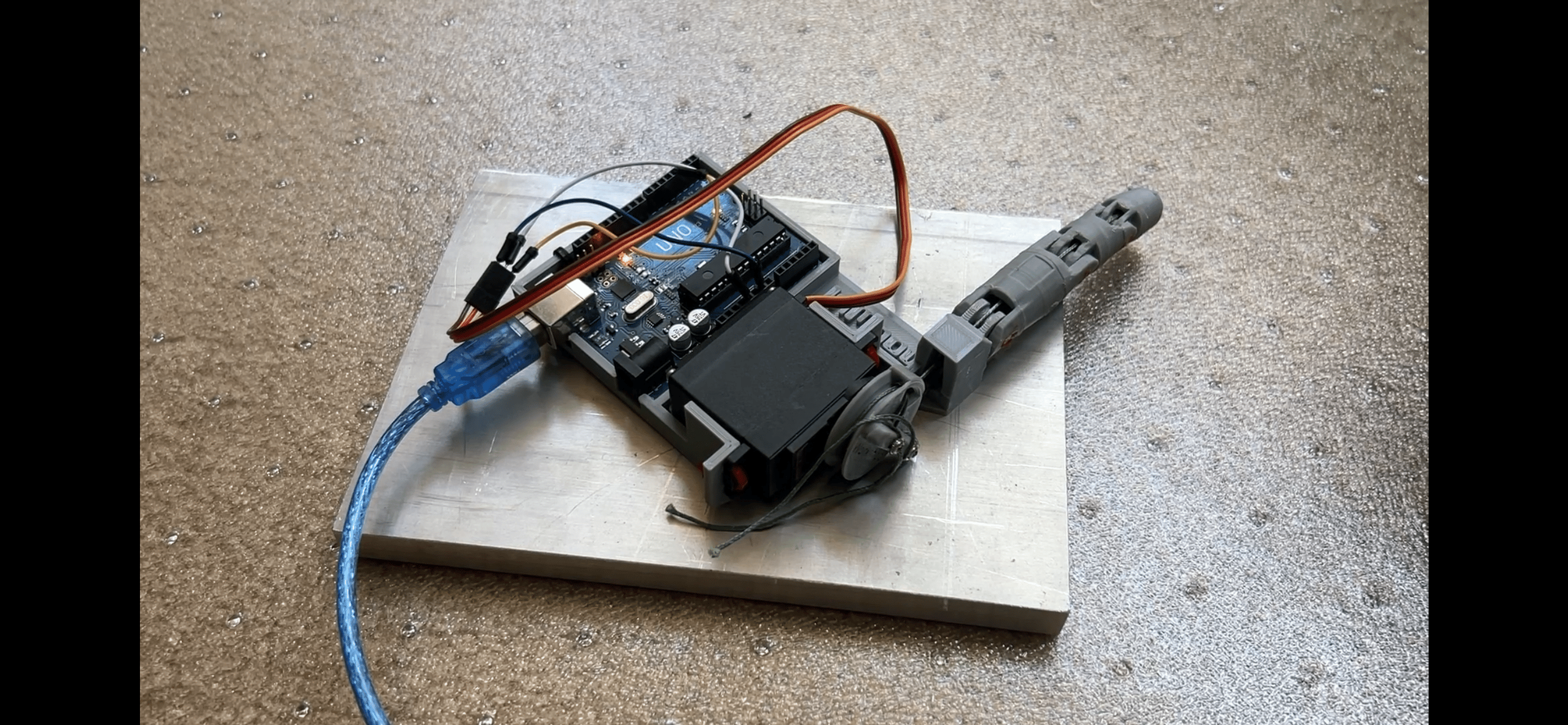 Underactuated Robotic Finger
